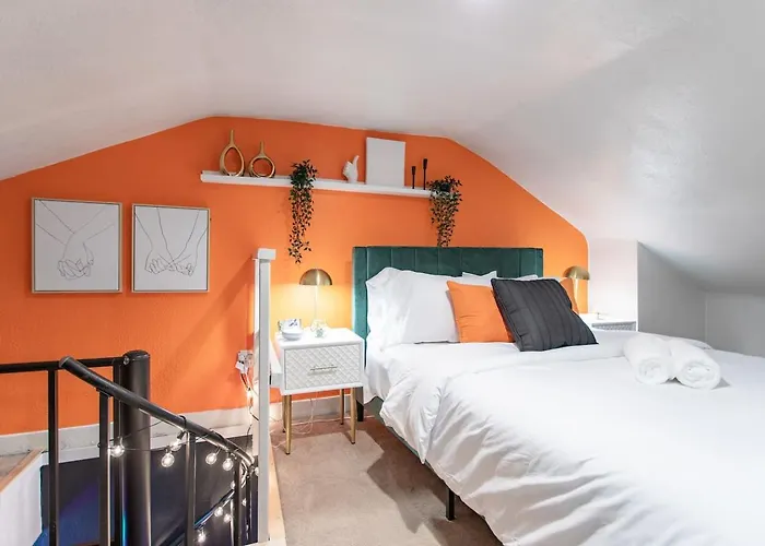 Apartment 3br 2-designated Parking Up To 10 Sleeps *