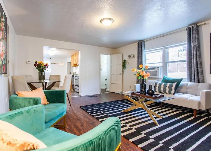 3br 2-designated Parking Up To 10 Sleeps *